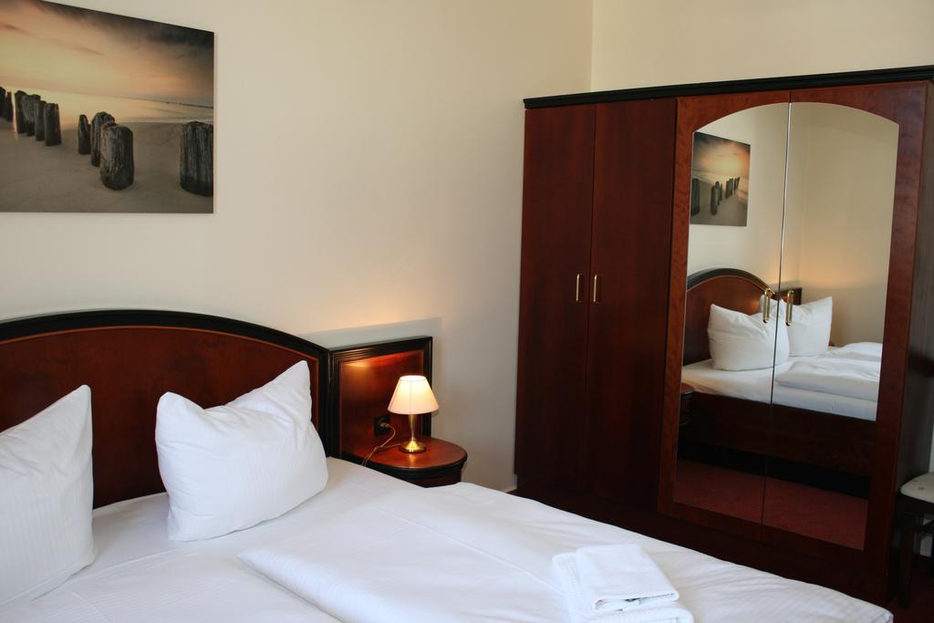 Garni Eden Hotels Villa Dora Heringsdorf  Bagian luar foto